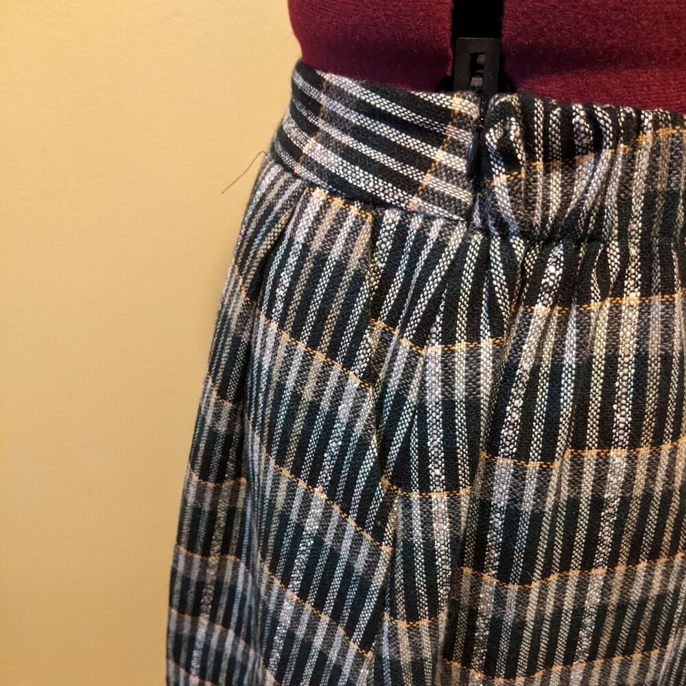 NWT Plaid Wool Pleated Midi Skirt – Size Medium - Picture 12 of 12